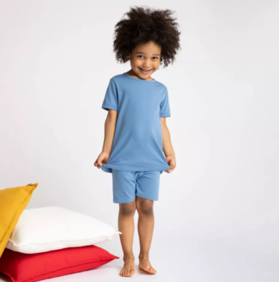 Piżamy dla dziewczynek - czym kierować się podczas wyboru bielizny do spania